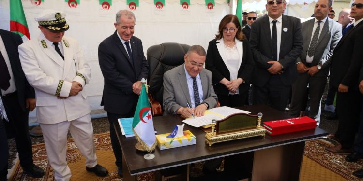 وزير الداخلية
