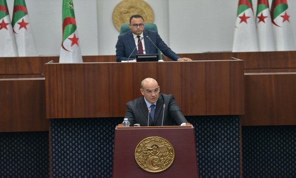 نسبة تقدم أشغال توسعة مترو الجزائر بلغت 99 بالمائة