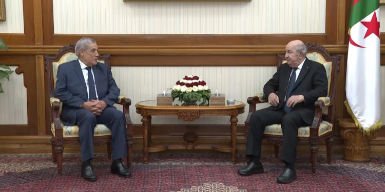 استقالة الحكومة