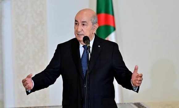 رئيس الجمهروية