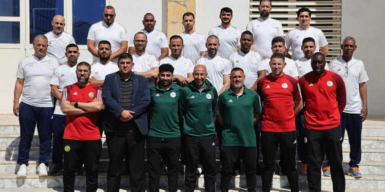 إختتام تربص مدربي كرة القدم داخل القاعة