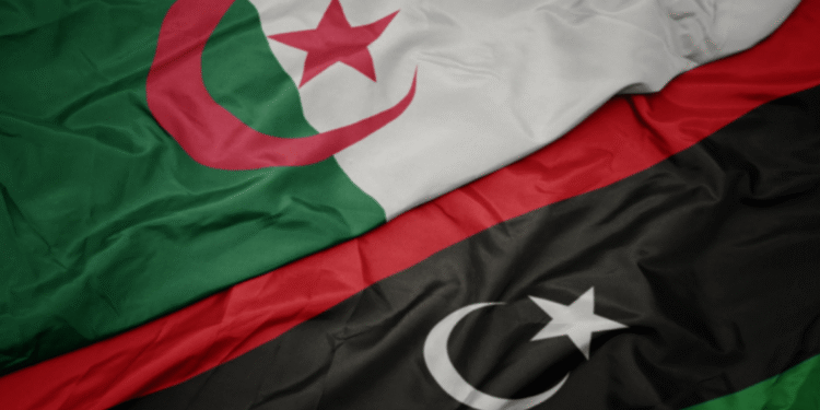 القنصلية الجزائرية العامة تدعو الجزائريين المقيمين في العاصمة الليبية إلى التزام منازلهم
