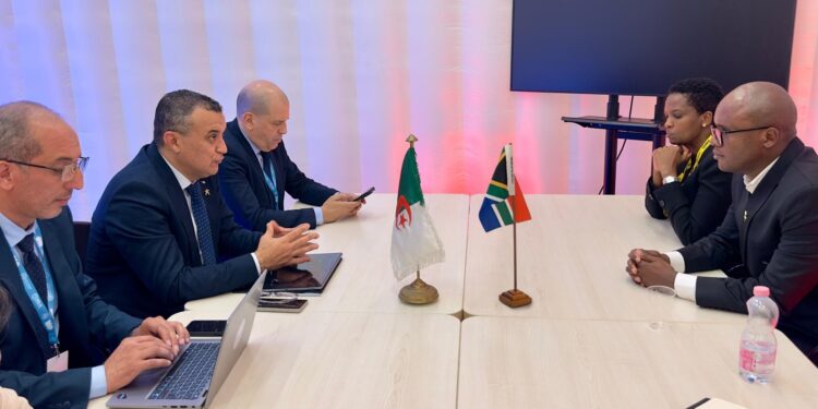 وزير البريد