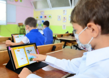 الألواح الذكية