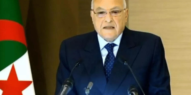 الجزائر
