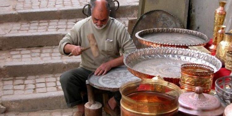 إعانة للأسرة المنتجة