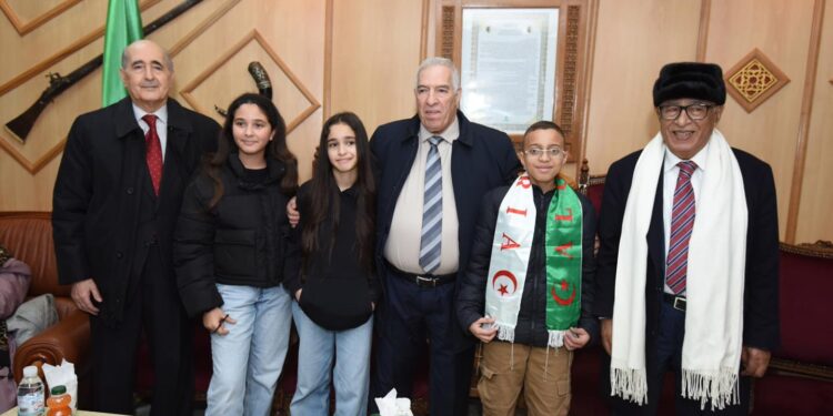 وزير المجاهدين