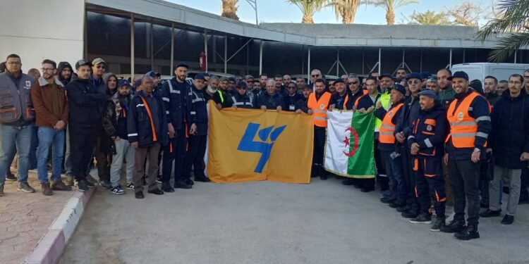 سونلغاز تطلق عملية استباقية واسعة لصيانة الشبكة الكهربائية بالولايات الجنوبية