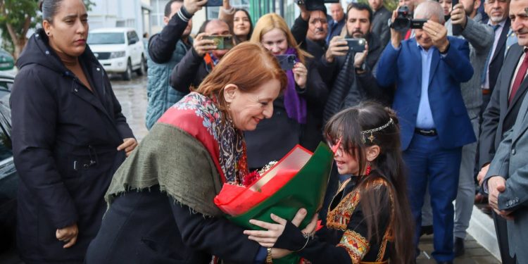 حورية مداحي