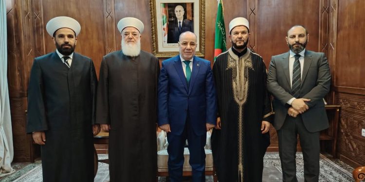 وزير الشؤون الدينية والاوقاف