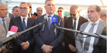 بوزقزة يعلن من عنابة