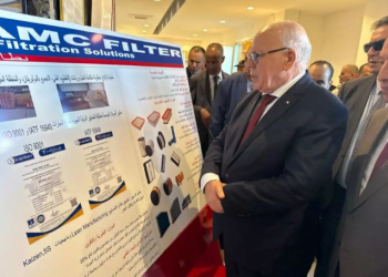 وزير الصناعة