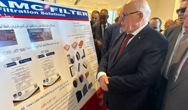 وزير الصناعة