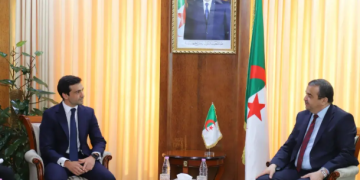تعاون صناعي وتبادل للتكنولوجيا