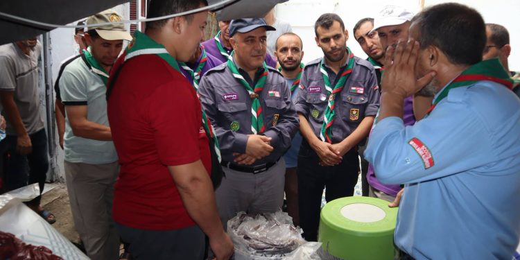 واصل القائد العام للكشافة الإسلامية الجزائرية، عبد الرحمان حمزاوي، رفقة أعضاء القيادة العامة والمحافظين الولائيين، اليوم، زيارته الميدانية إلى ولاية جيجل، للوقوف على جهود الإغاثة والتضامن لفائدة العائلات المتضررة من الحرائق، بحضور المدير الجهوي لشركة جيزي والمدير المركزي لولاية جيجل.