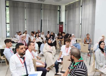 اللقاء الجهوي لولايات الوسط لبرنامج DZ Young Leaders 